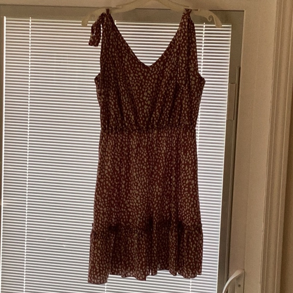 Adorable tie straps dress